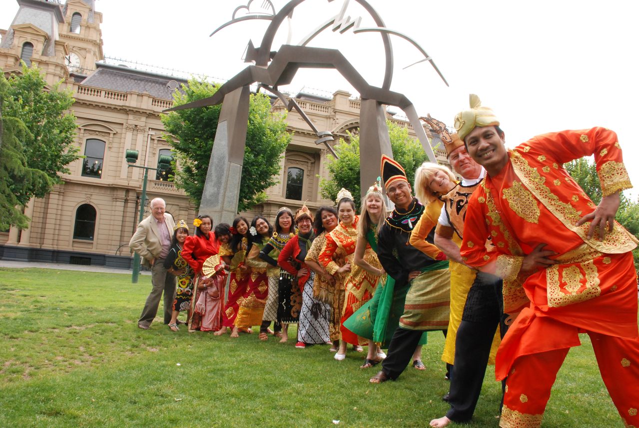 Community Grants Policy and Program Review Let's Talk Greater Bendigo